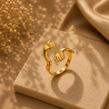 Kram Ring med Hænder i Guld