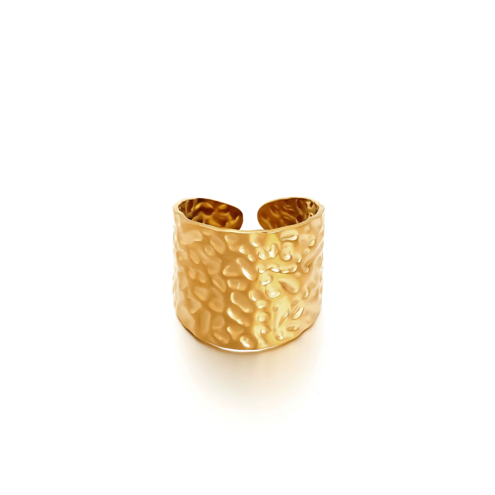 Bred Hamret Cuff Ring i Guld